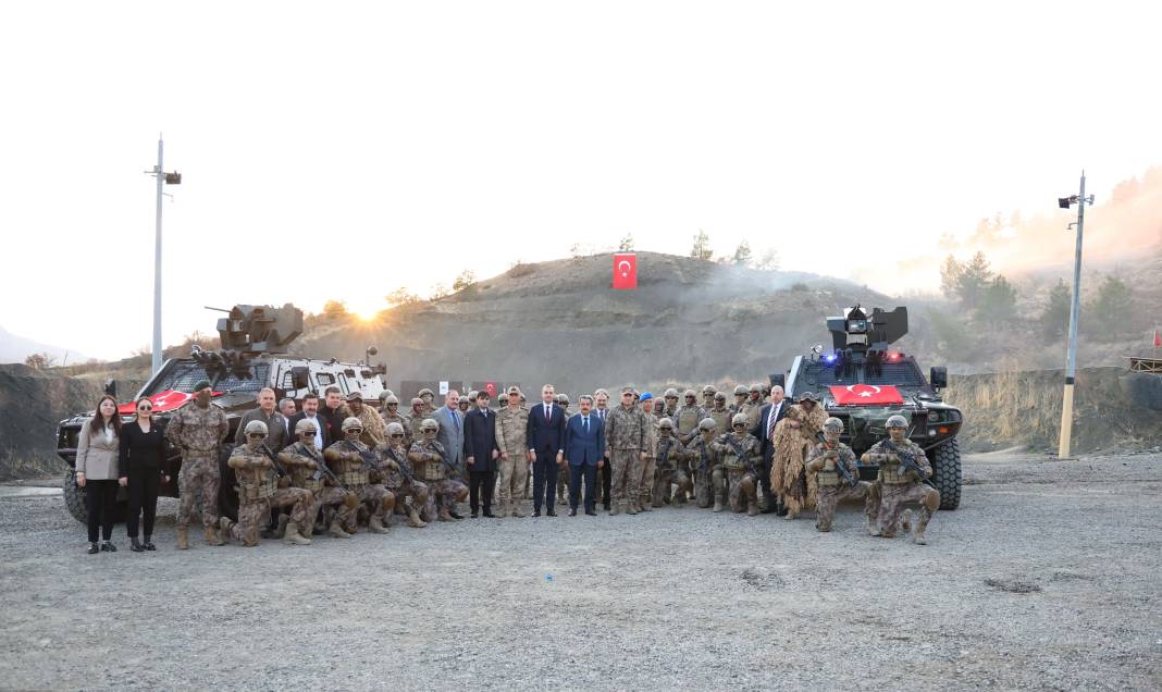 Şırnak Özel Harekat Polisinden Gerçek Mühimmatla Nefes Kesen Tatbikat 20